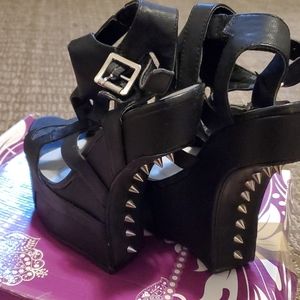 Shï Journey Heels